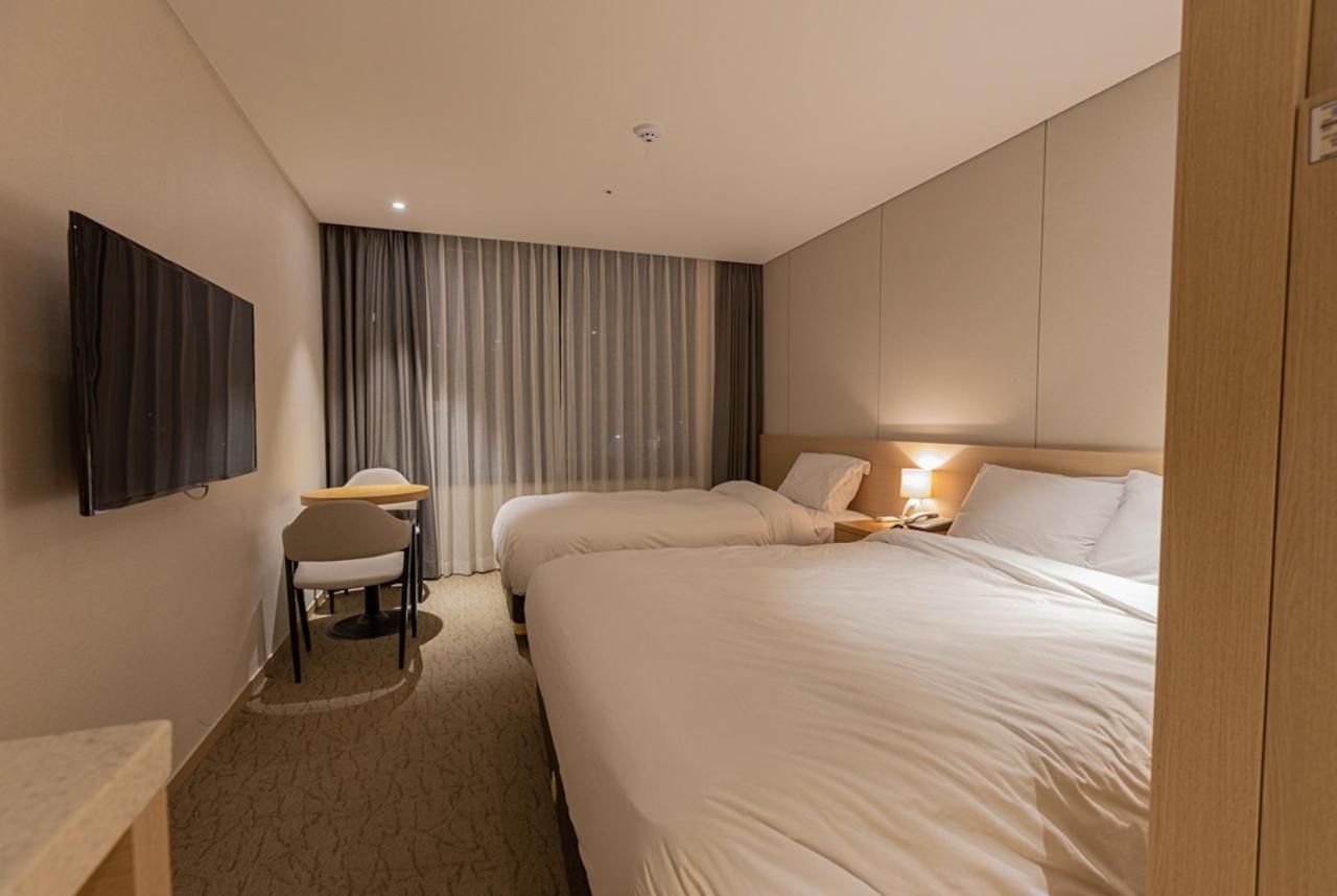 Hotel Zinc Seogwipo Eksteriør bilde