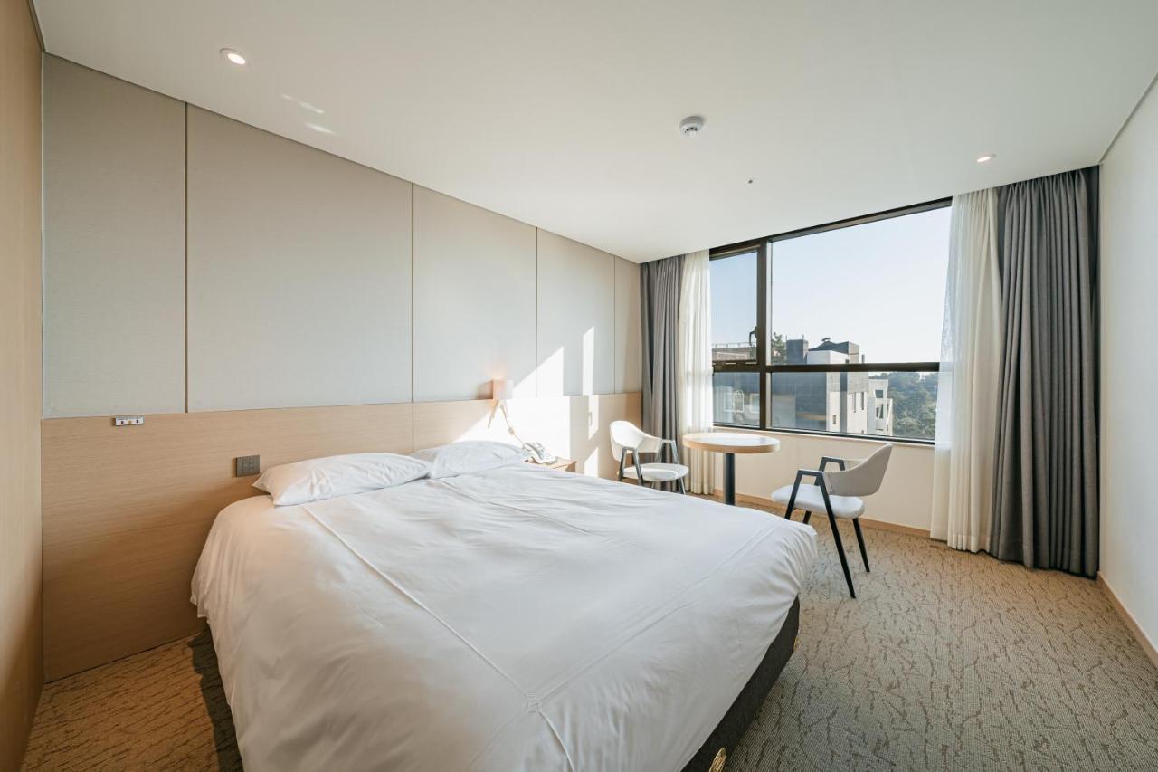 Hotel Zinc Seogwipo Eksteriør bilde