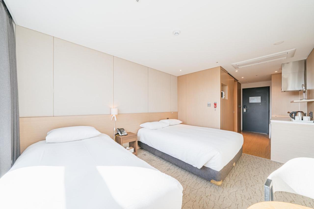 Hotel Zinc Seogwipo Eksteriør bilde