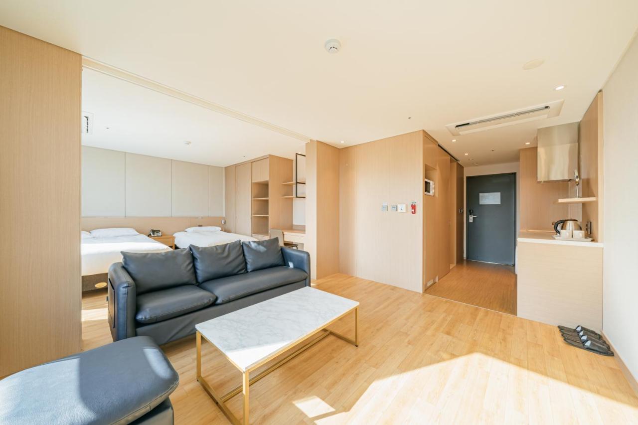 Hotel Zinc Seogwipo Eksteriør bilde