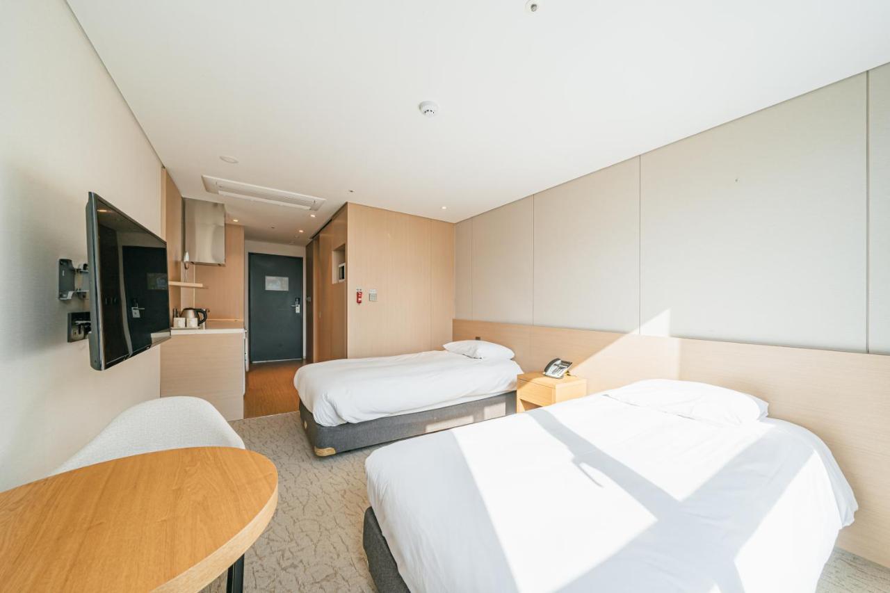 Hotel Zinc Seogwipo Eksteriør bilde