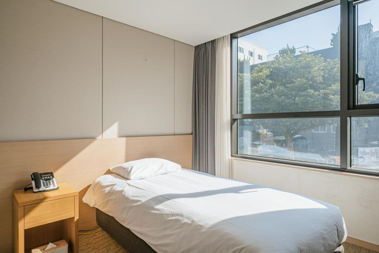 Hotel Zinc Seogwipo Eksteriør bilde