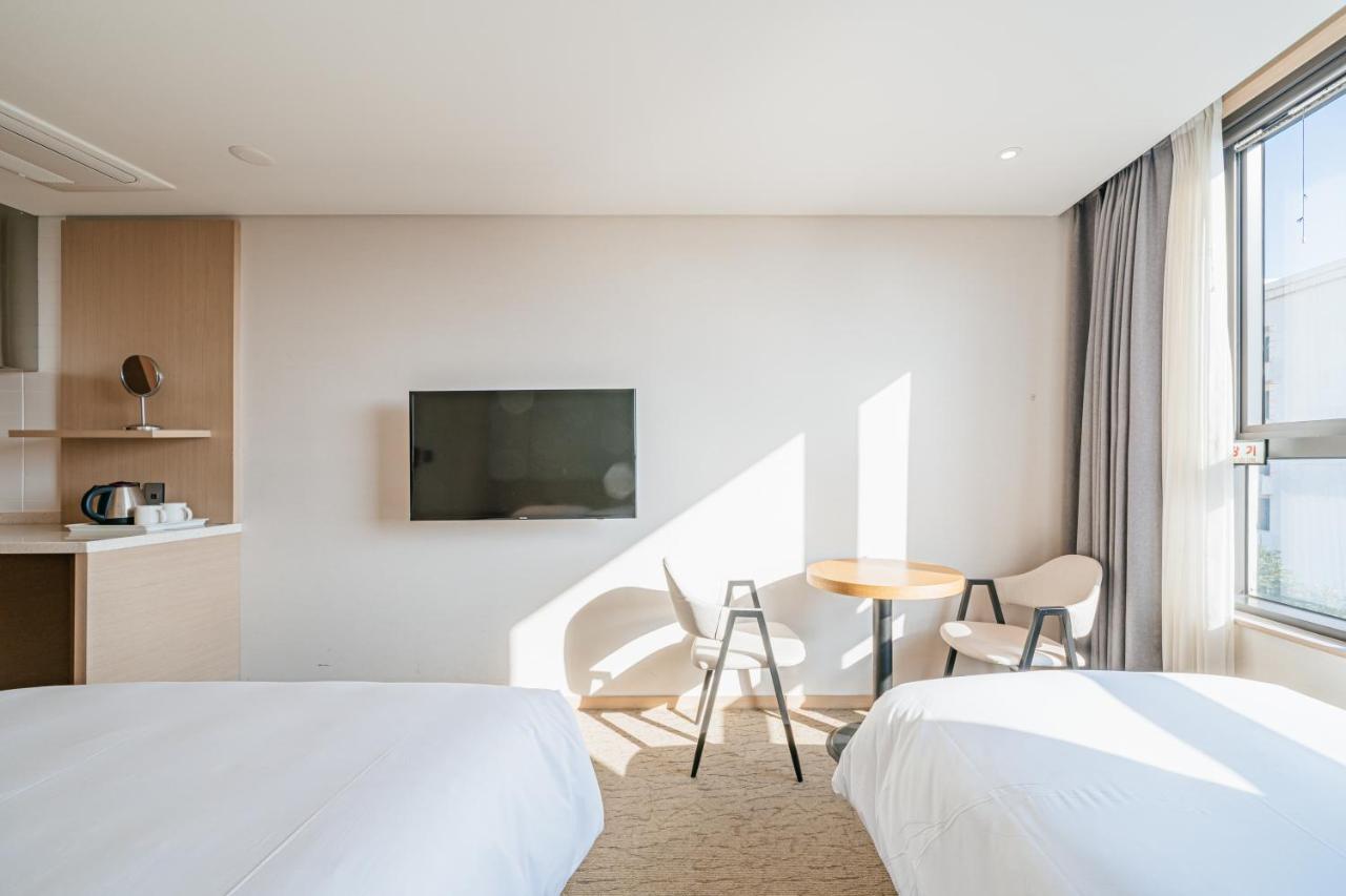 Hotel Zinc Seogwipo Eksteriør bilde