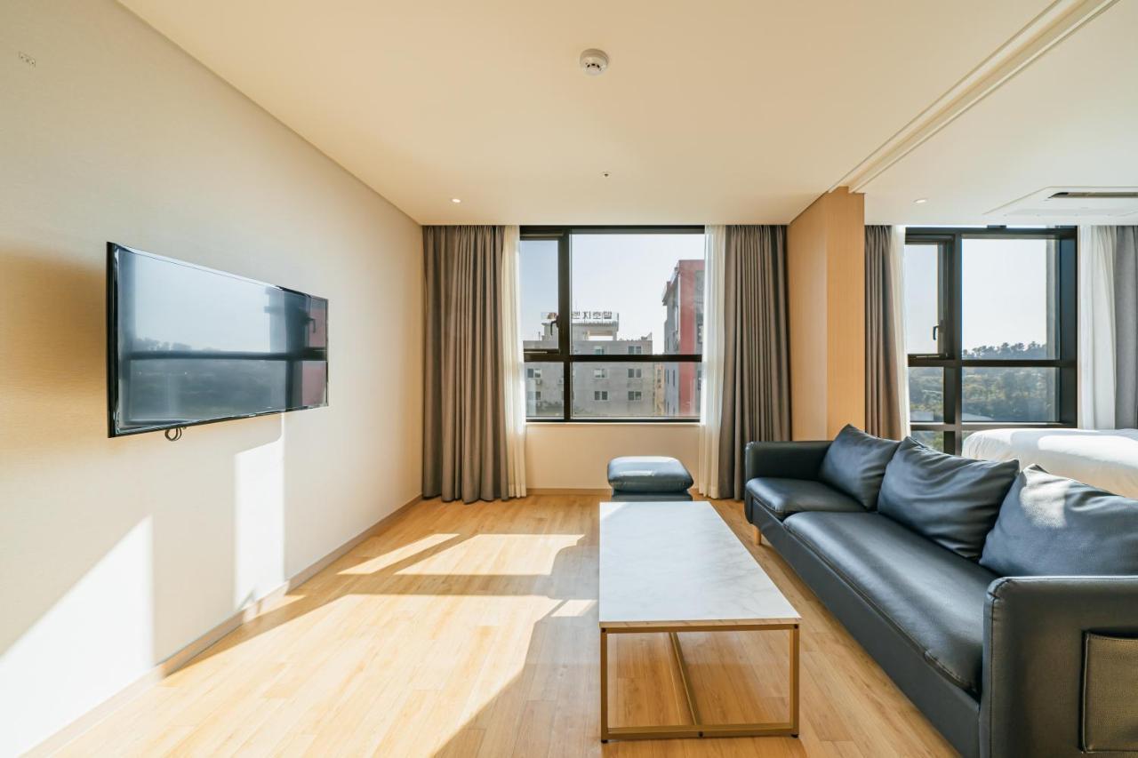 Hotel Zinc Seogwipo Eksteriør bilde